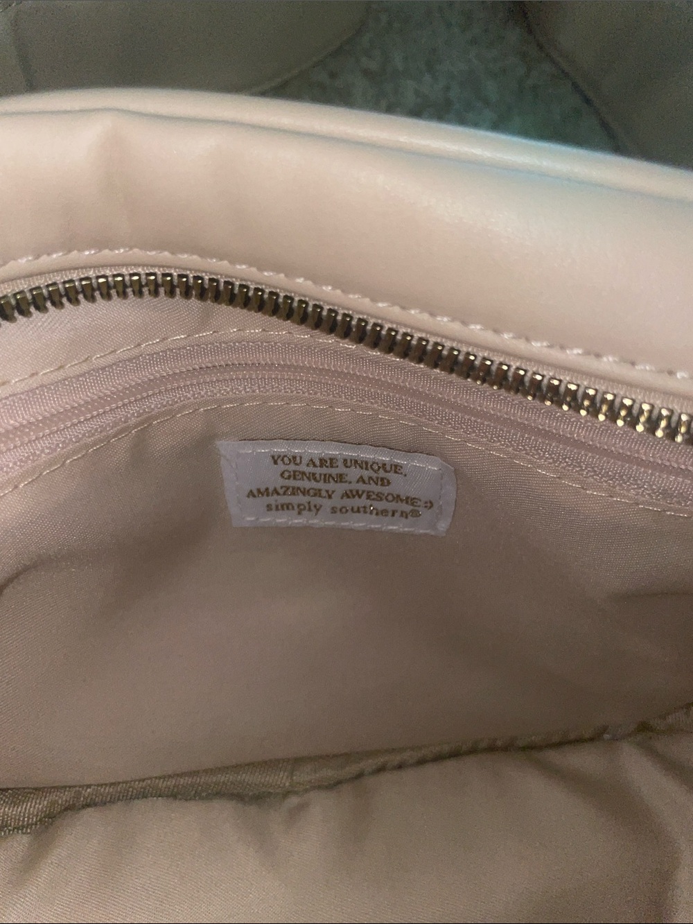 Simply Southern Cream|Tan Crossbody Bag - Picture 6 of 10